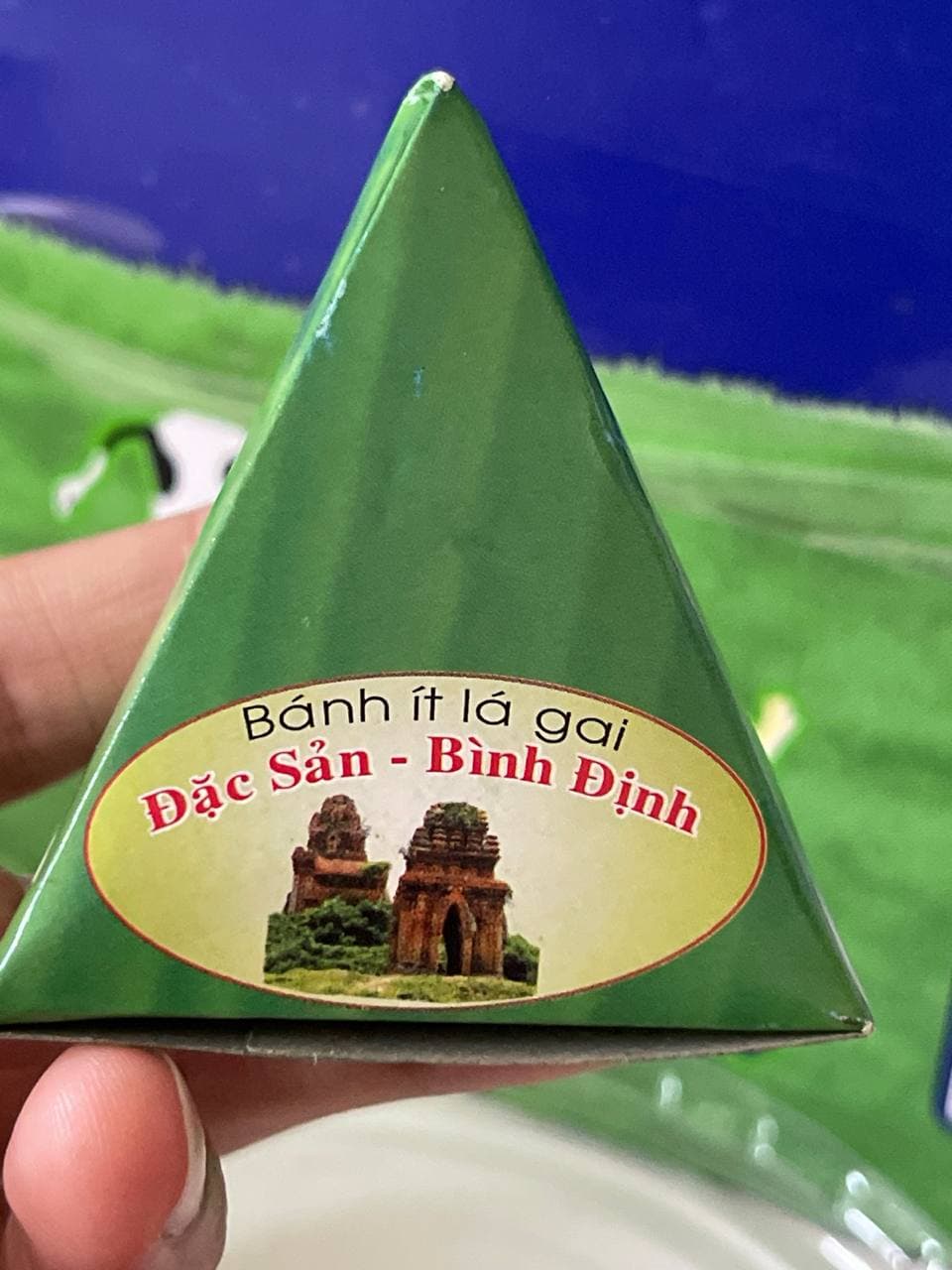 Bánh ít lá gai Đặc Sản Bình Định